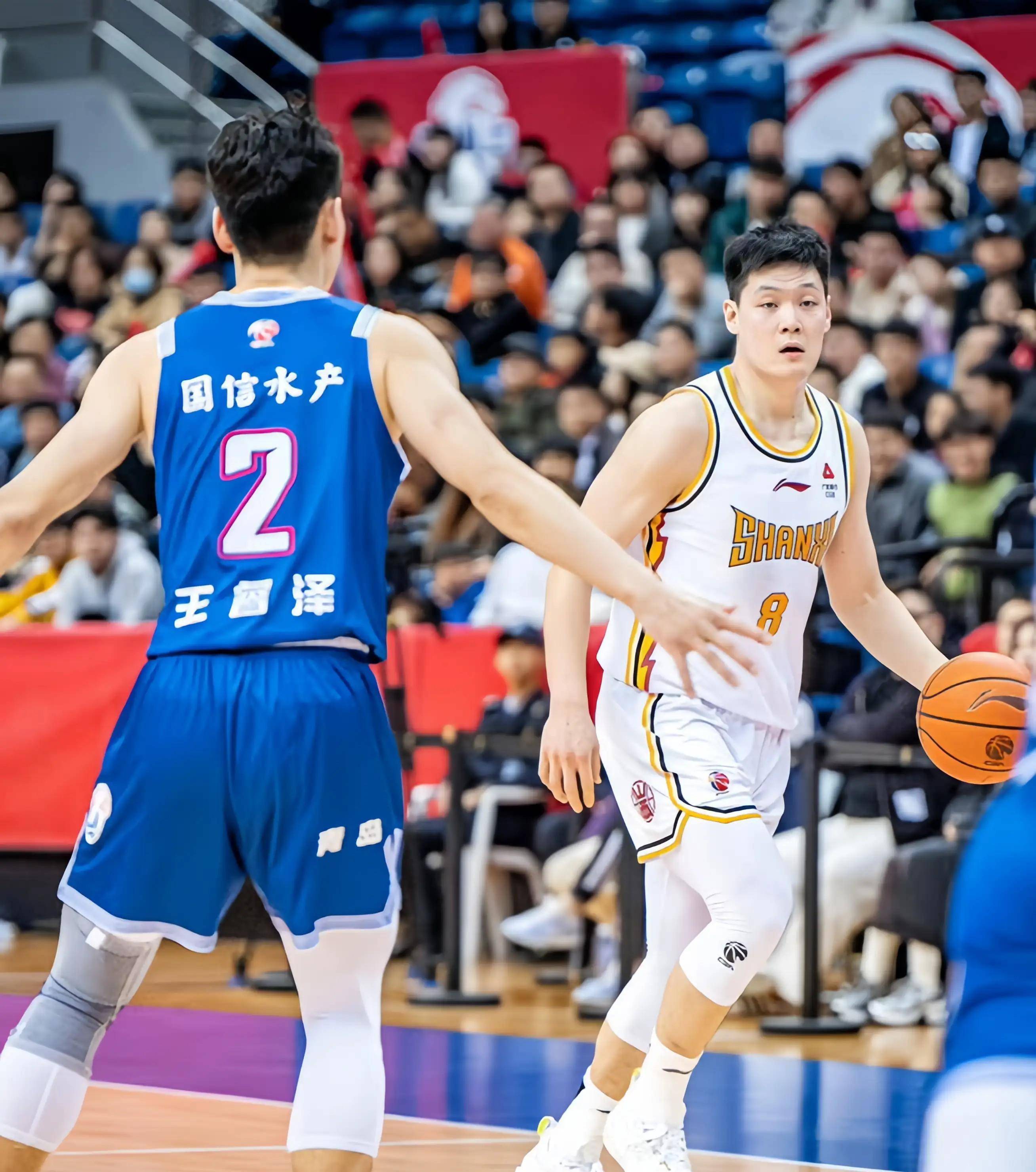 九游娱乐专区赛后体能课后，广州队防线松动备战CBA常规赛，态度坚定，轮换策略成焦点的简单介绍